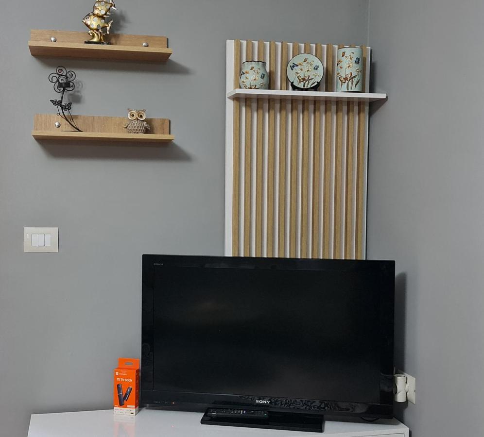 Jon'S Apartment Тирана Экстерьер фото