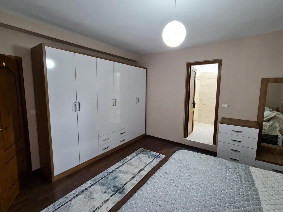 Jon'S Apartment Тирана Экстерьер фото