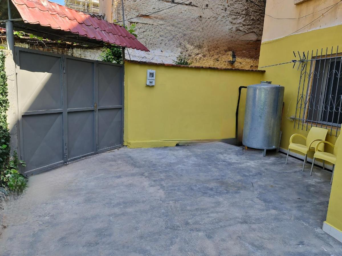 Jon'S Apartment Тирана Экстерьер фото